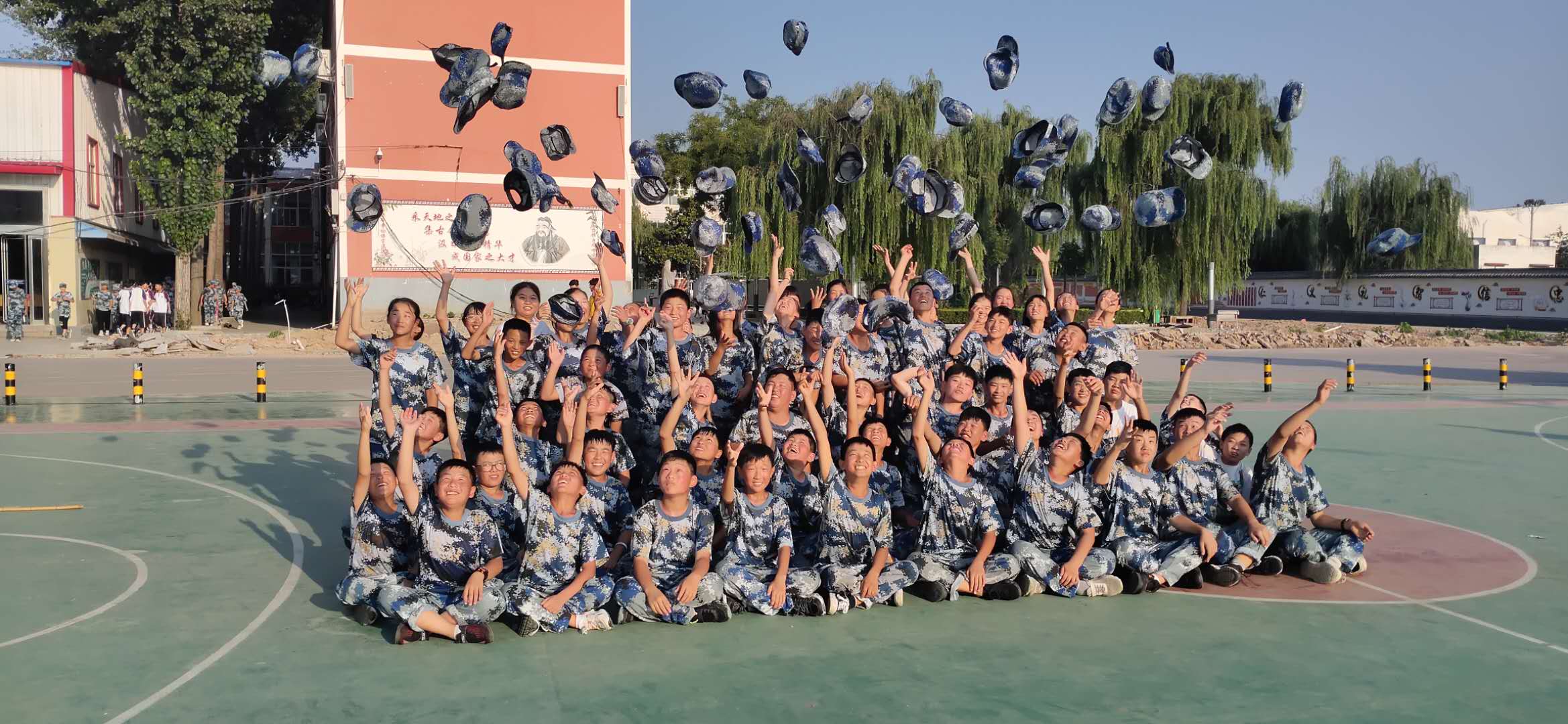 新乡市建勋中学2020级新生军训